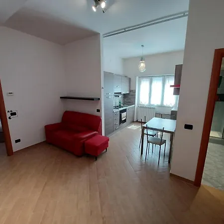Apartment Dani's Balcony Wifi Ac 200 Mt From Seafront *